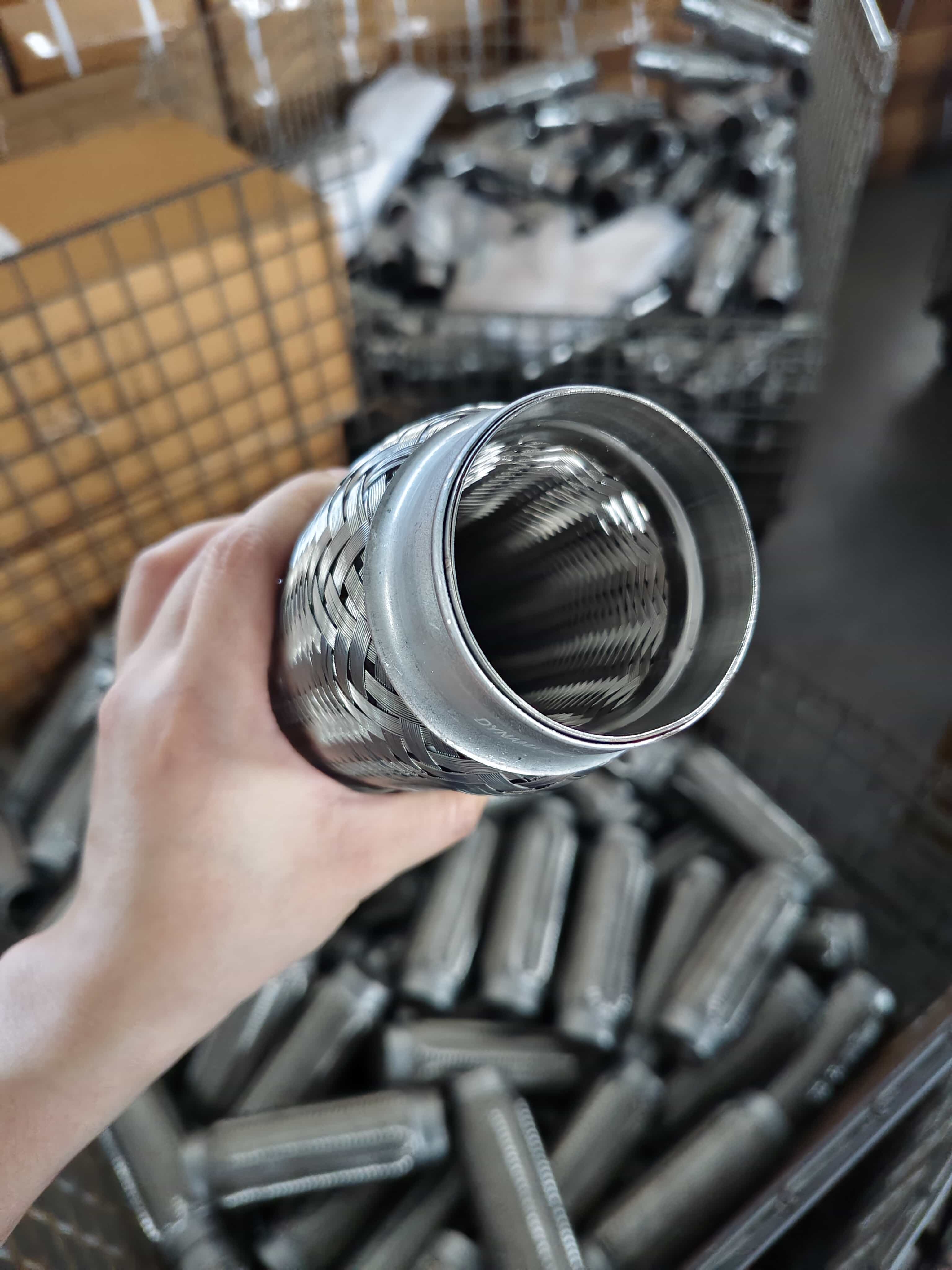 2 pouces de tuyau flexible d'échappement en acier inoxydable pour les voitures, les fourgonnettes et les petits générateurs