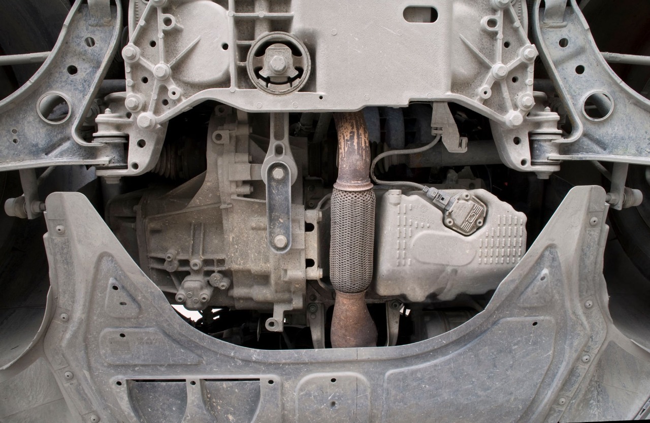 exhaust flexible pipe Raccordement du tuyau d'échappement flexible dans le système d'échappement de la voiture