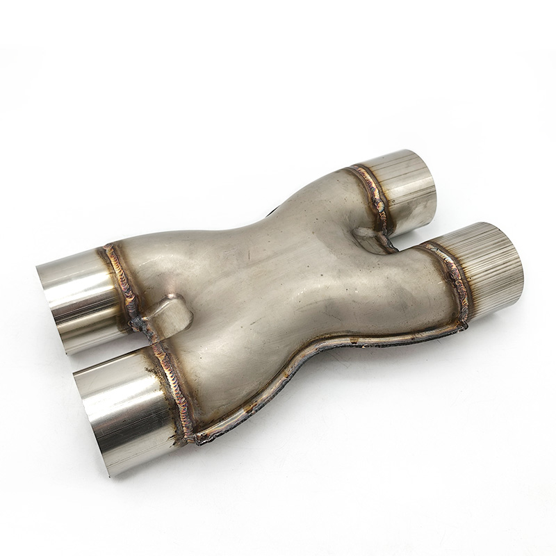 Connecteur de tuyaux X en acier inoxydable pour les systèmes d'échappement