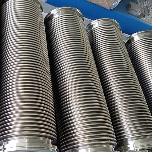 Tuyau flexible en acier inoxydable à soufflet à bride KF